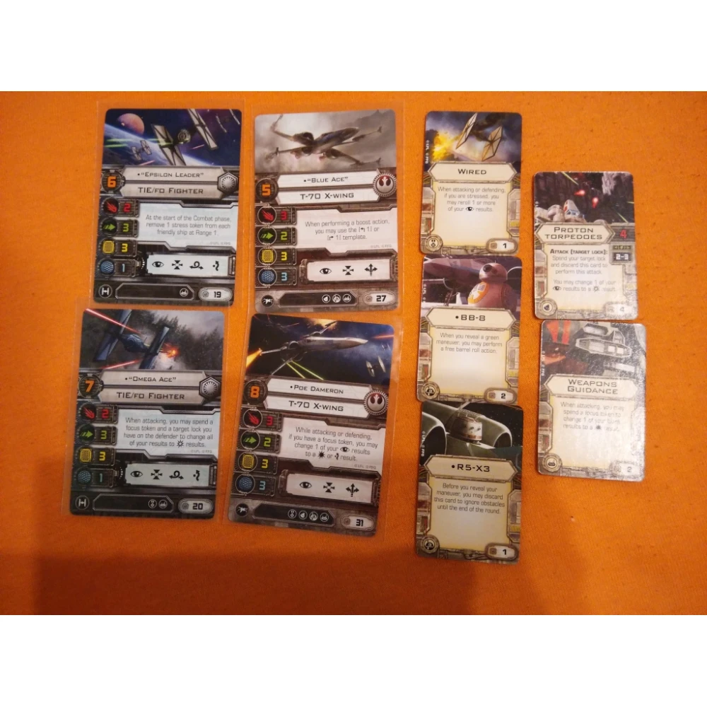 Star Wars: X-Wing Miniatures Game - The Force Awakens Core Set