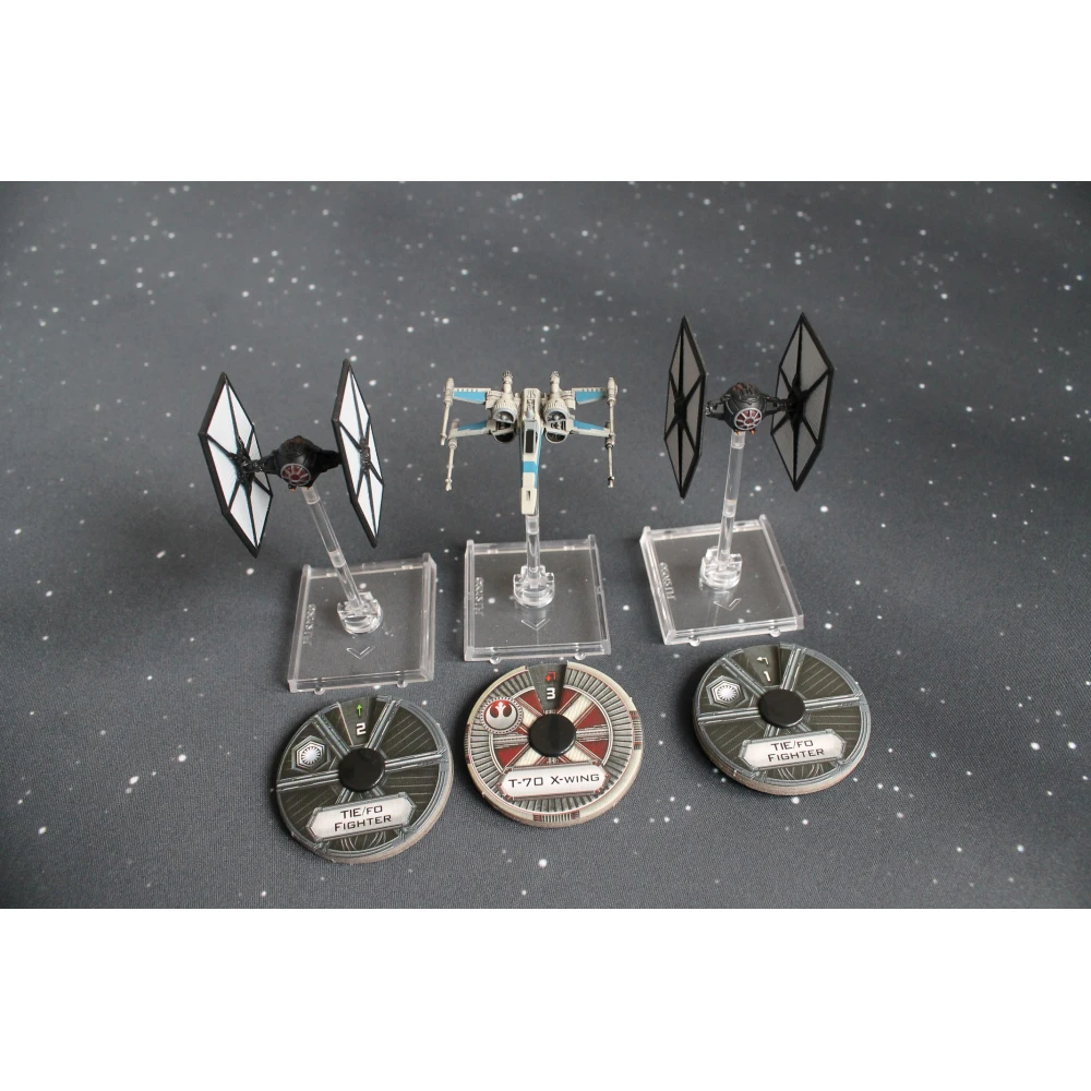 Star Wars: X-Wing Miniatures Game - The Force Awakens Core Set