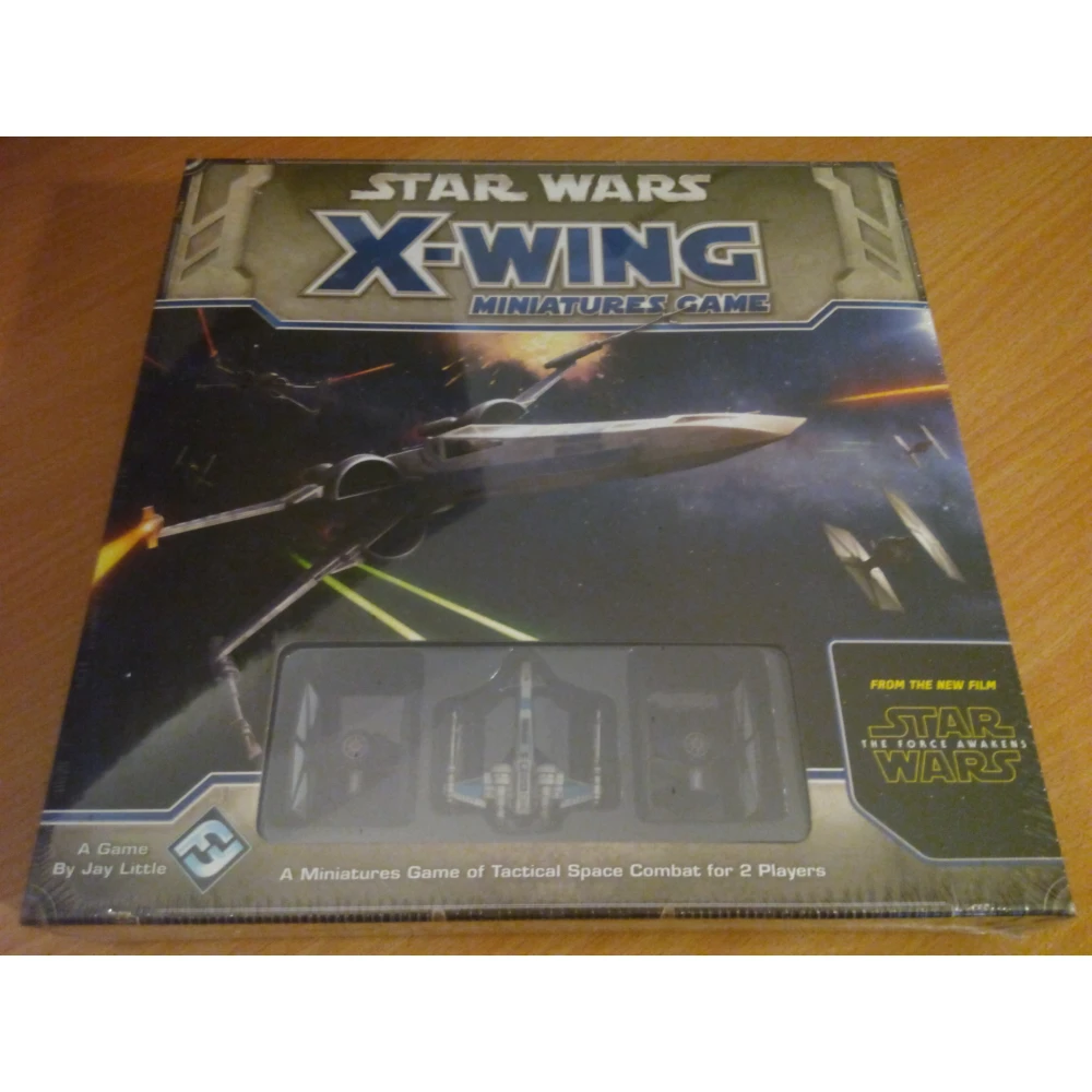 Star Wars: X-Wing Miniatures Game - The Force Awakens Core Set