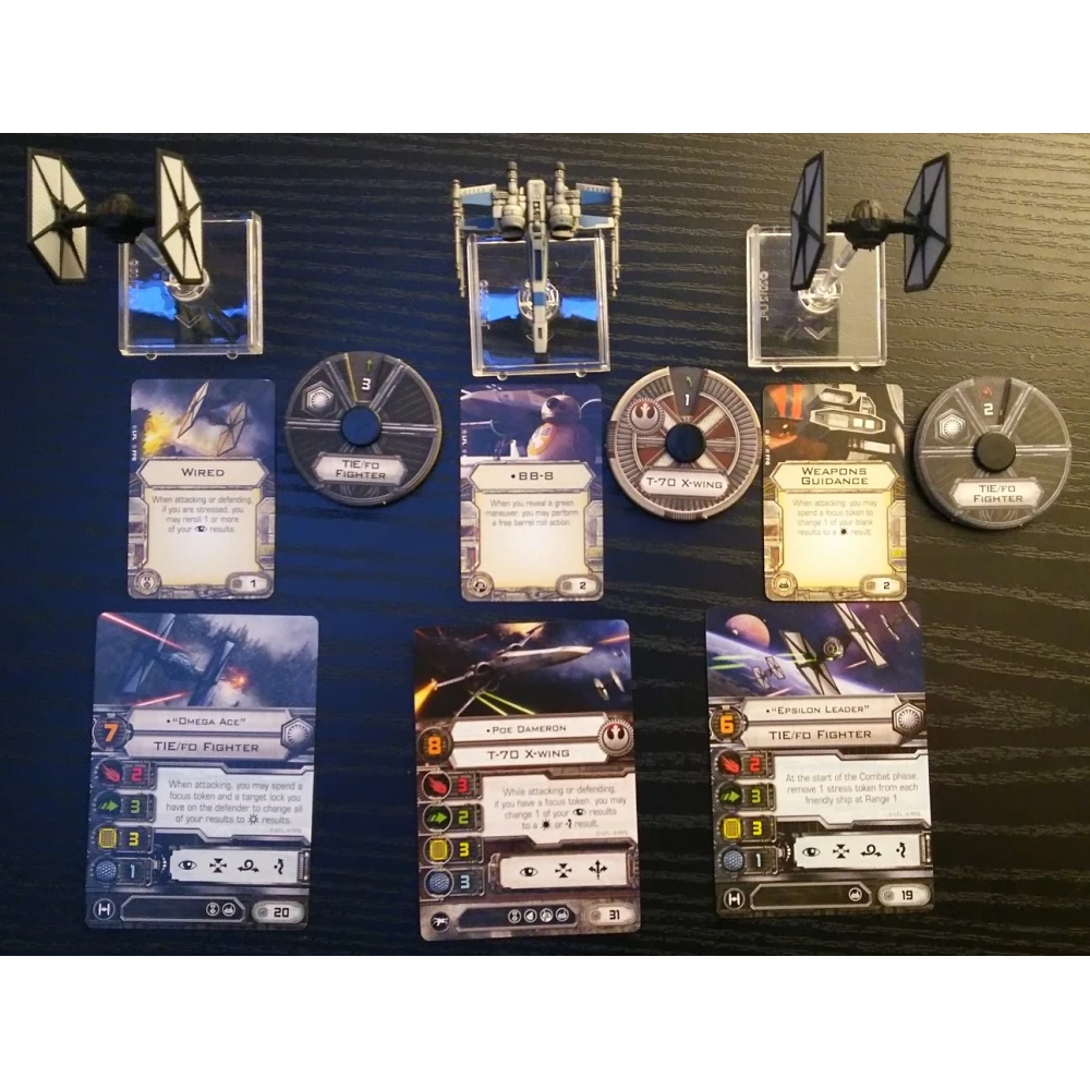 Star Wars: X-Wing Miniatures Game - The Force Awakens Core Set