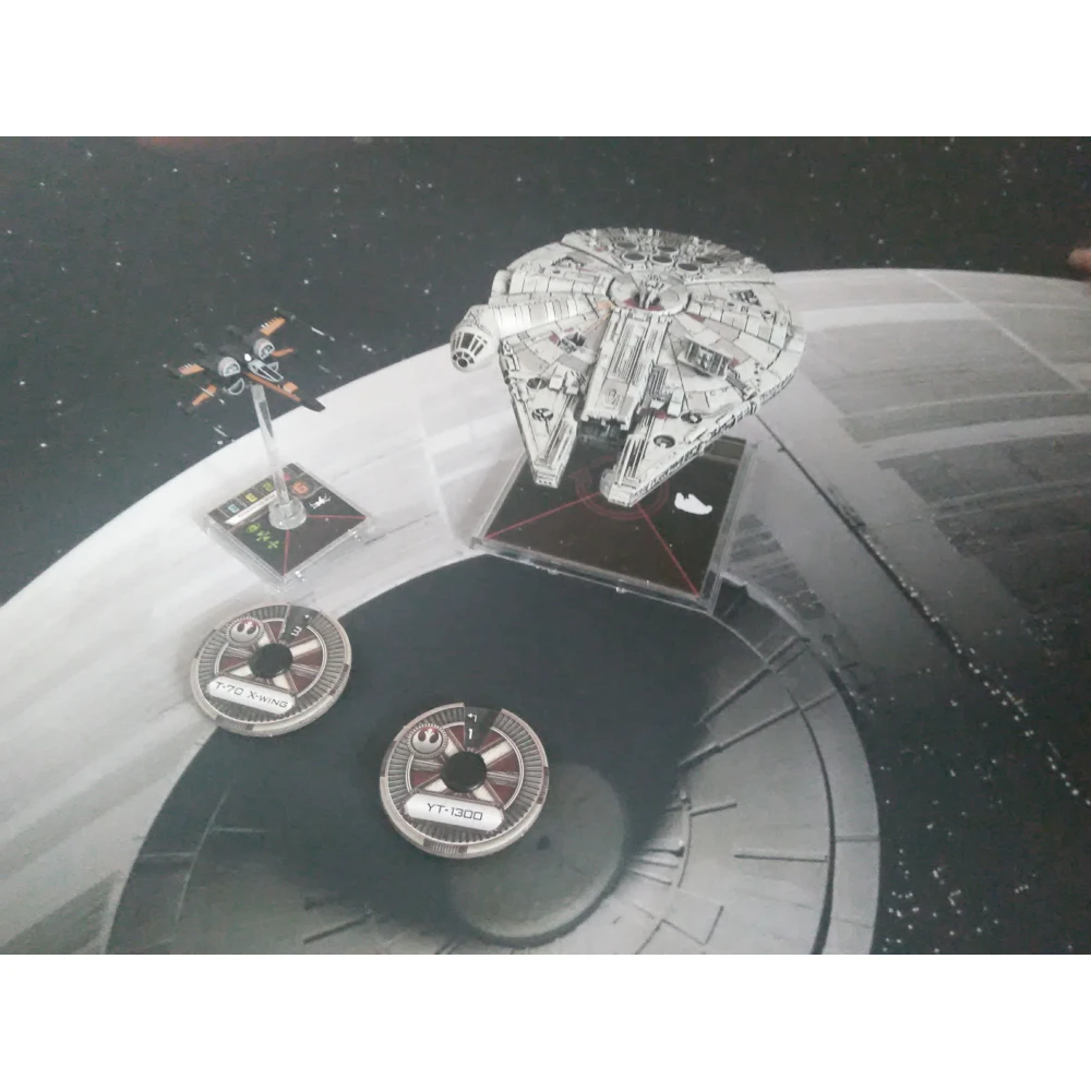 Star Wars: X-Wing Miniatures Game - Heroes of the Resistance