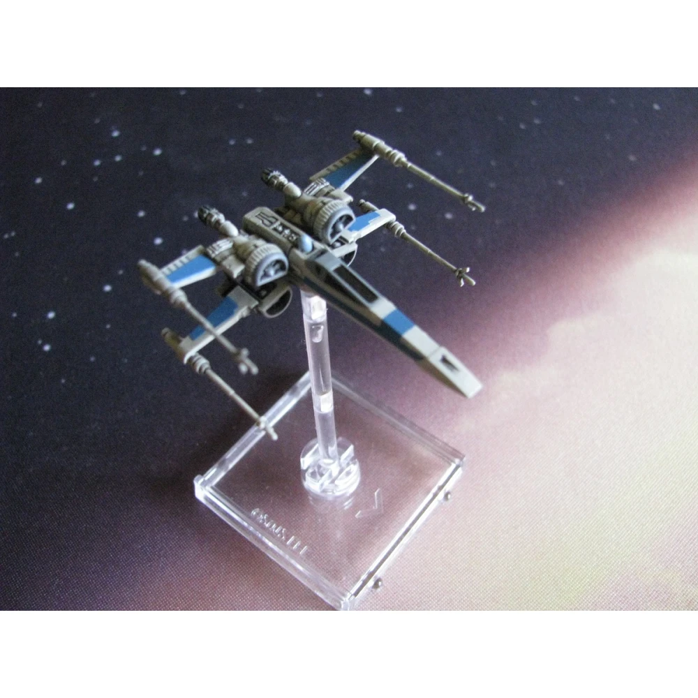 Star Wars: X-Wing Miniatures Game - T-70 X-Wing