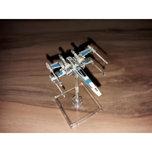 Star Wars: X-Wing Miniatures Game - T-70 X-Wing