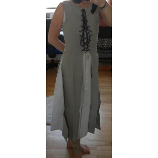 Svrchní lněné šaty Elbereth