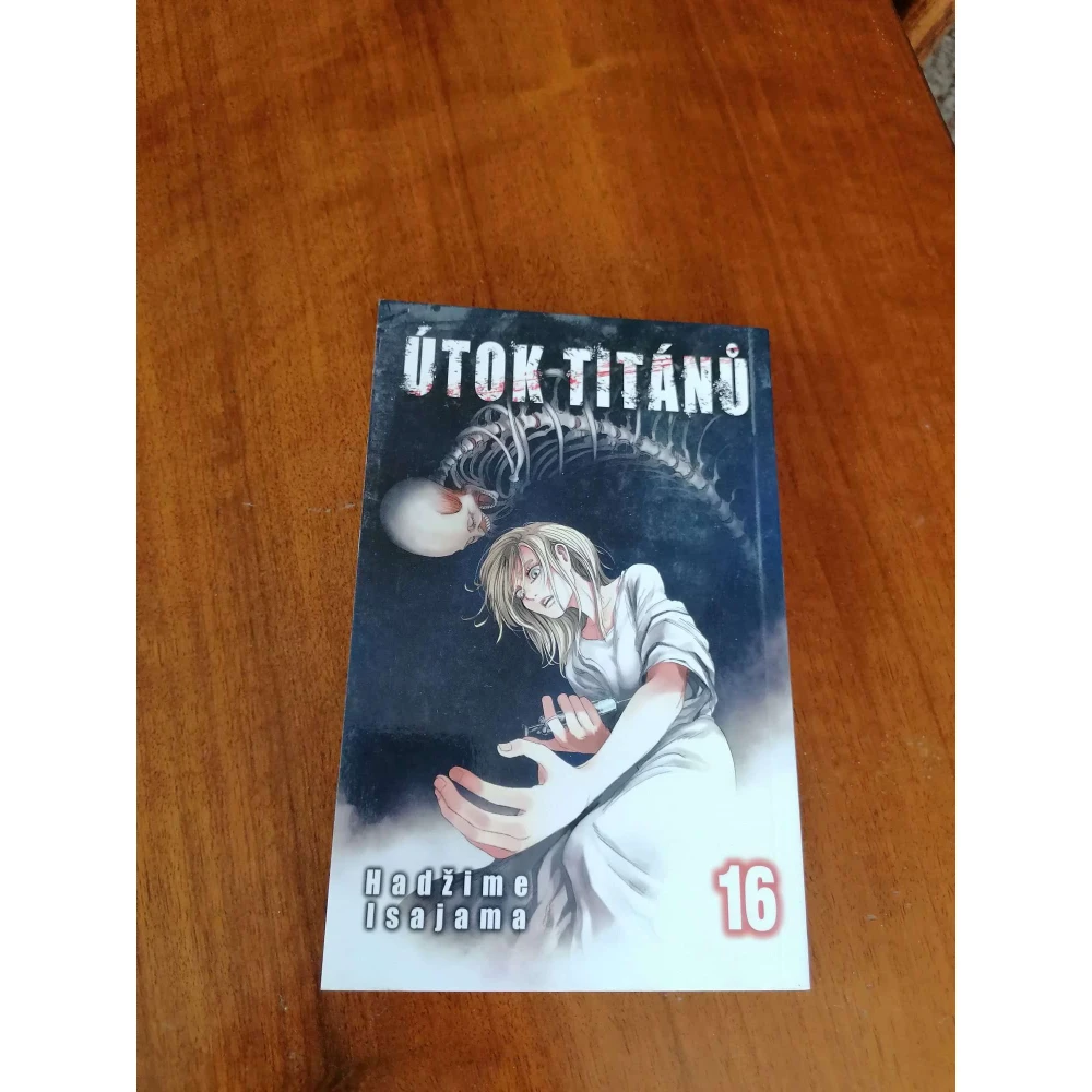 Útok titánů 16