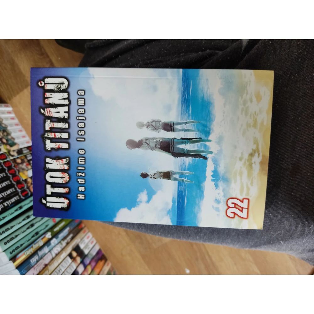 Útok titánů 22