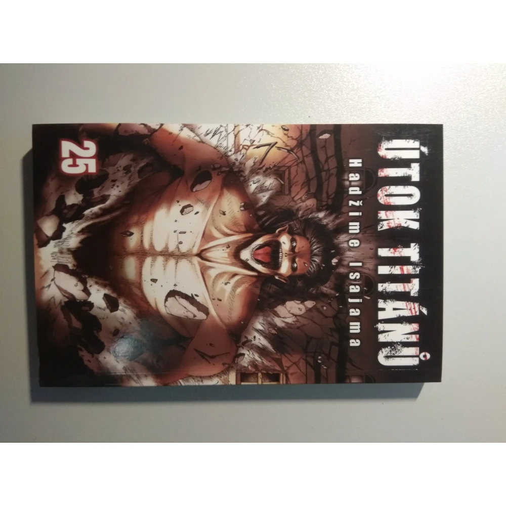 Útok titánů 25