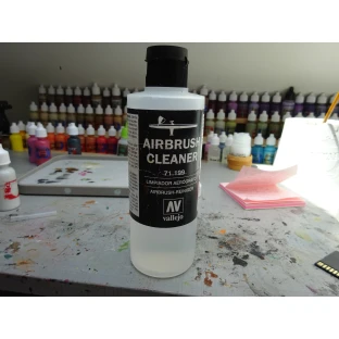 Vallejo: Airbrush Cleaner