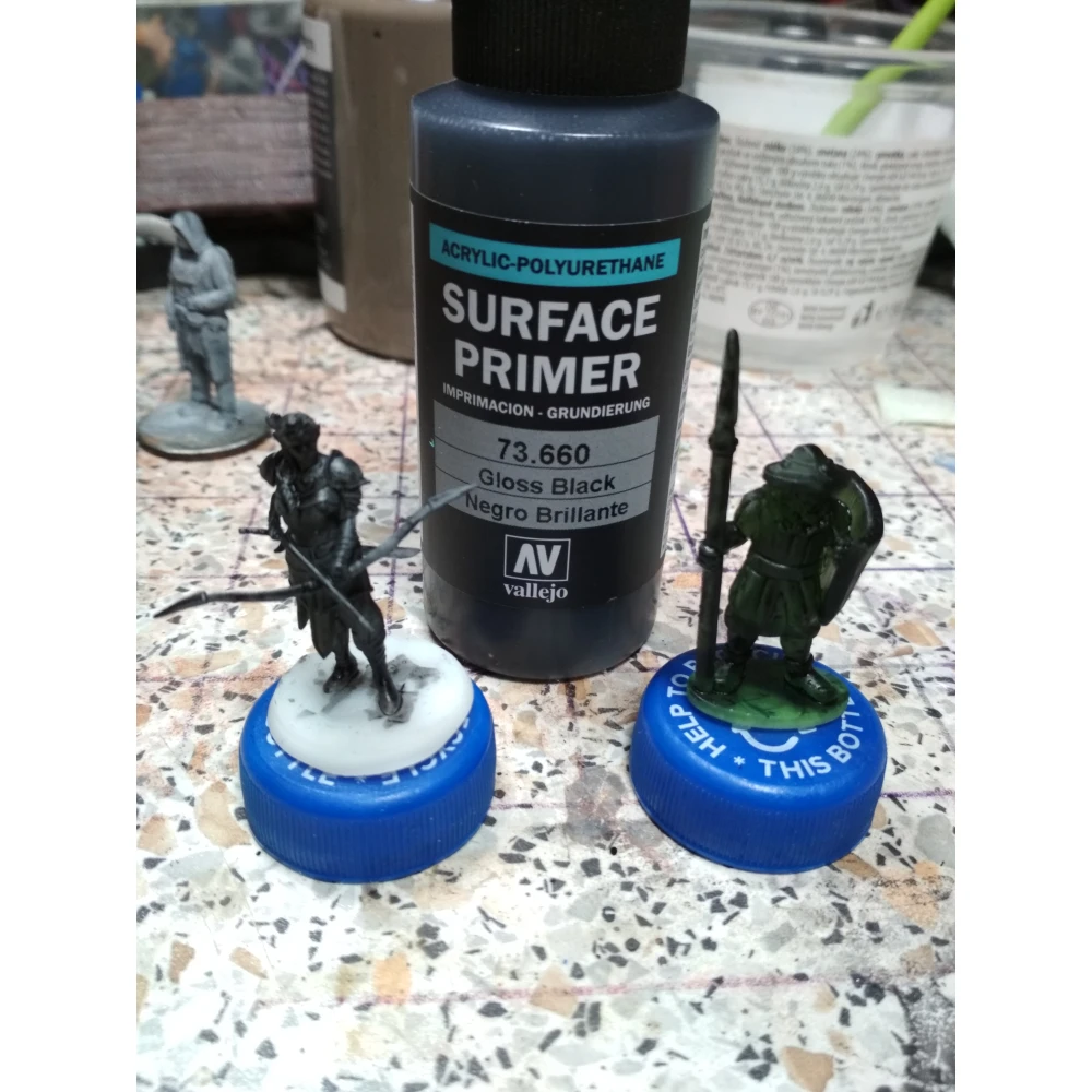 Vallejo: Gloss Black Surface Primer