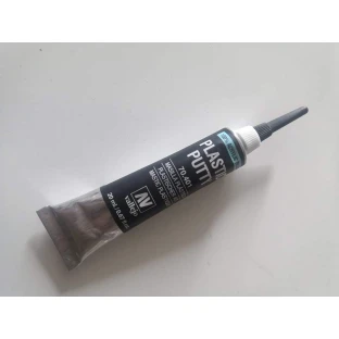 Vallejo Plastic Putty (20 ml)