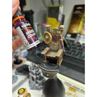 Vallejo: Xpress Vampiric Purple