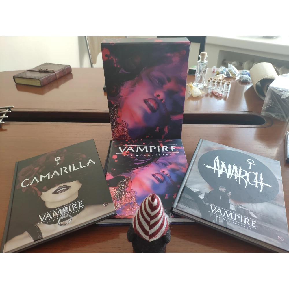 Vampire: The Masquerade 5th Edition Slipcase Set