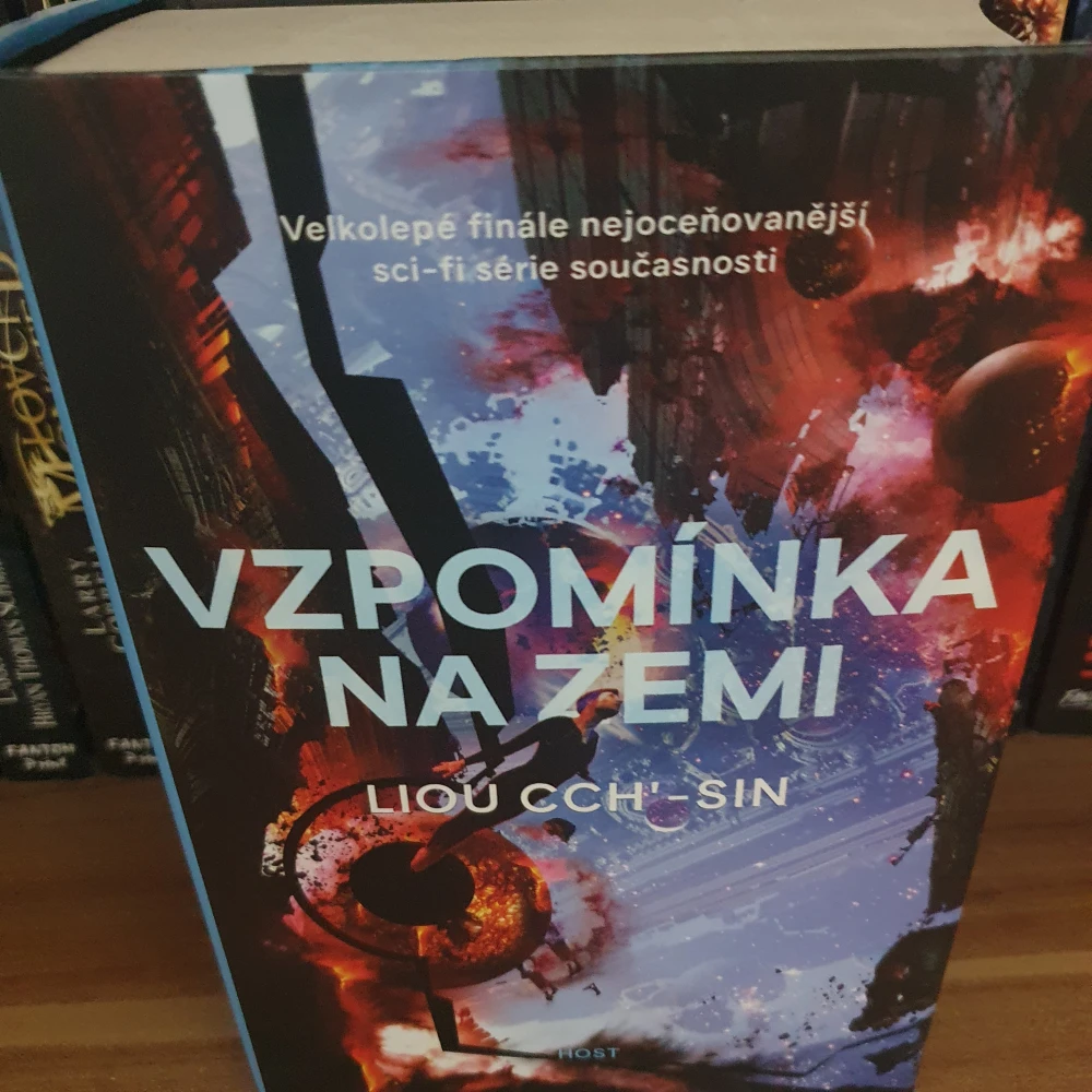 Vzpomínka na Zemi (vázaná)