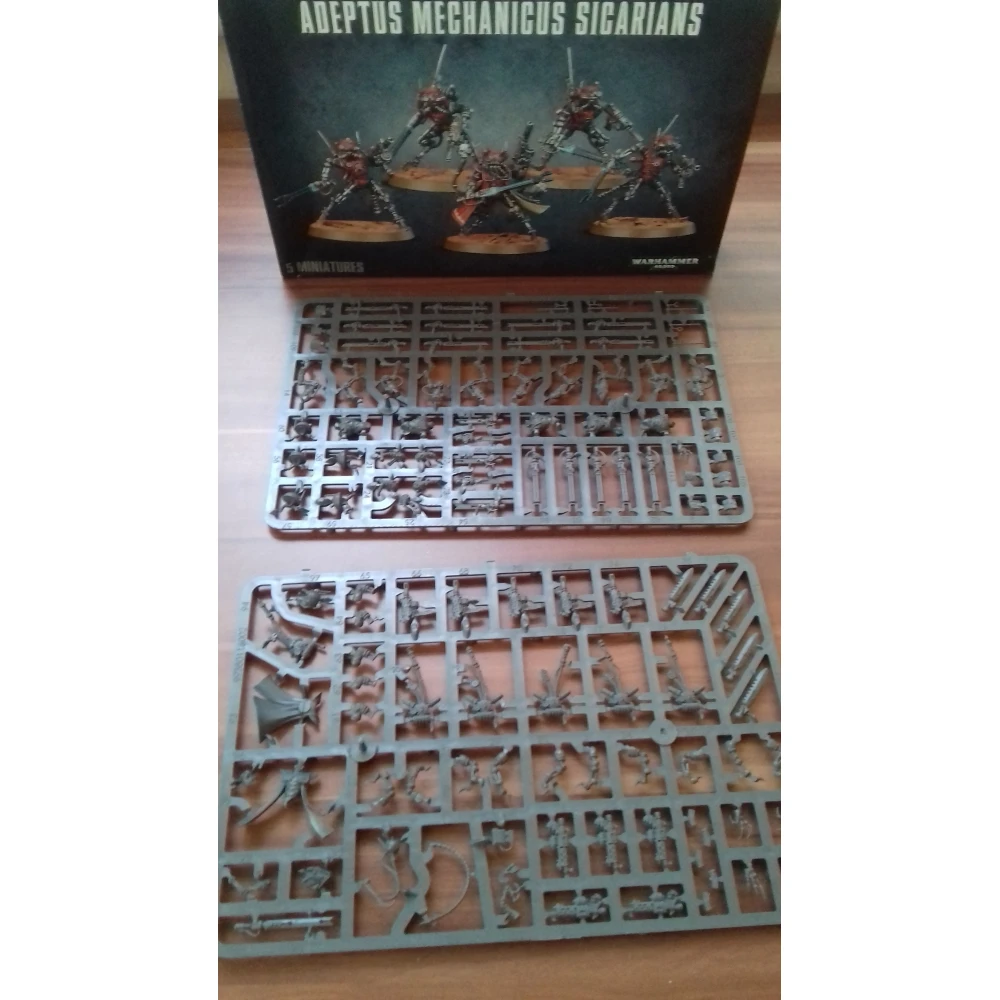 Warhammer 40000: Adeptus Mechanicus Sicarians