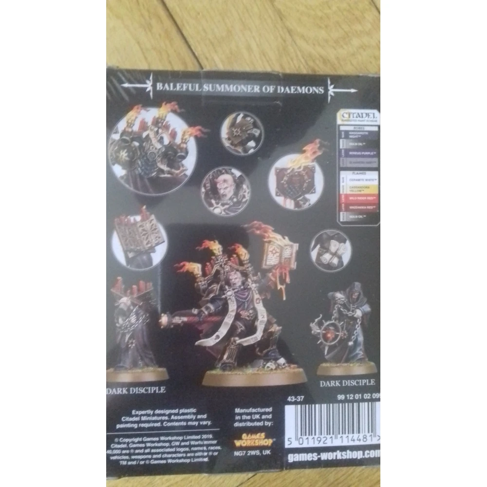 Warhammer 40000: Chaos Space Marines Dark Apostle