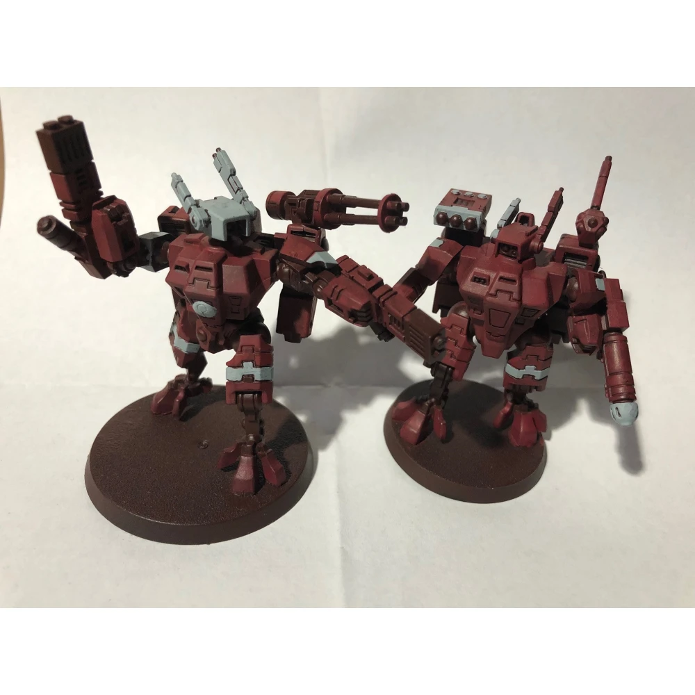 Warhammer 40000: Tau Empire XV8 Crisis Battlesuits