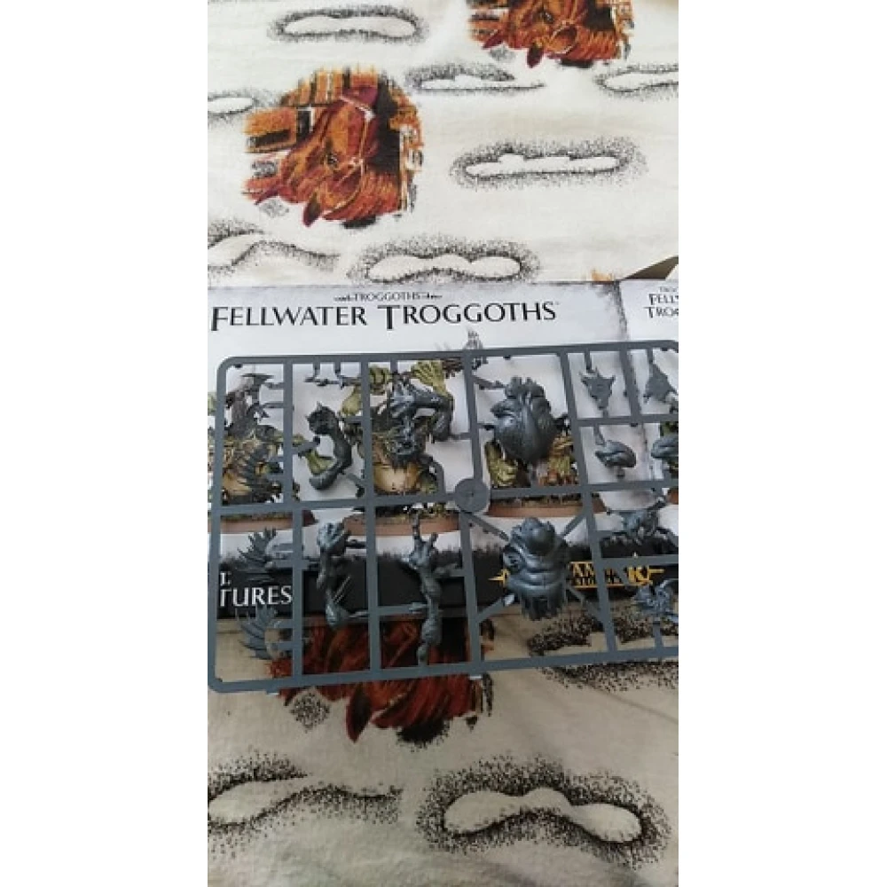 Warhammer Age of Sigmar: Troggoths - Fellwater Troggoths