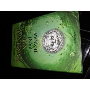 Zaklínač VII - Paní jezera (vázaná)