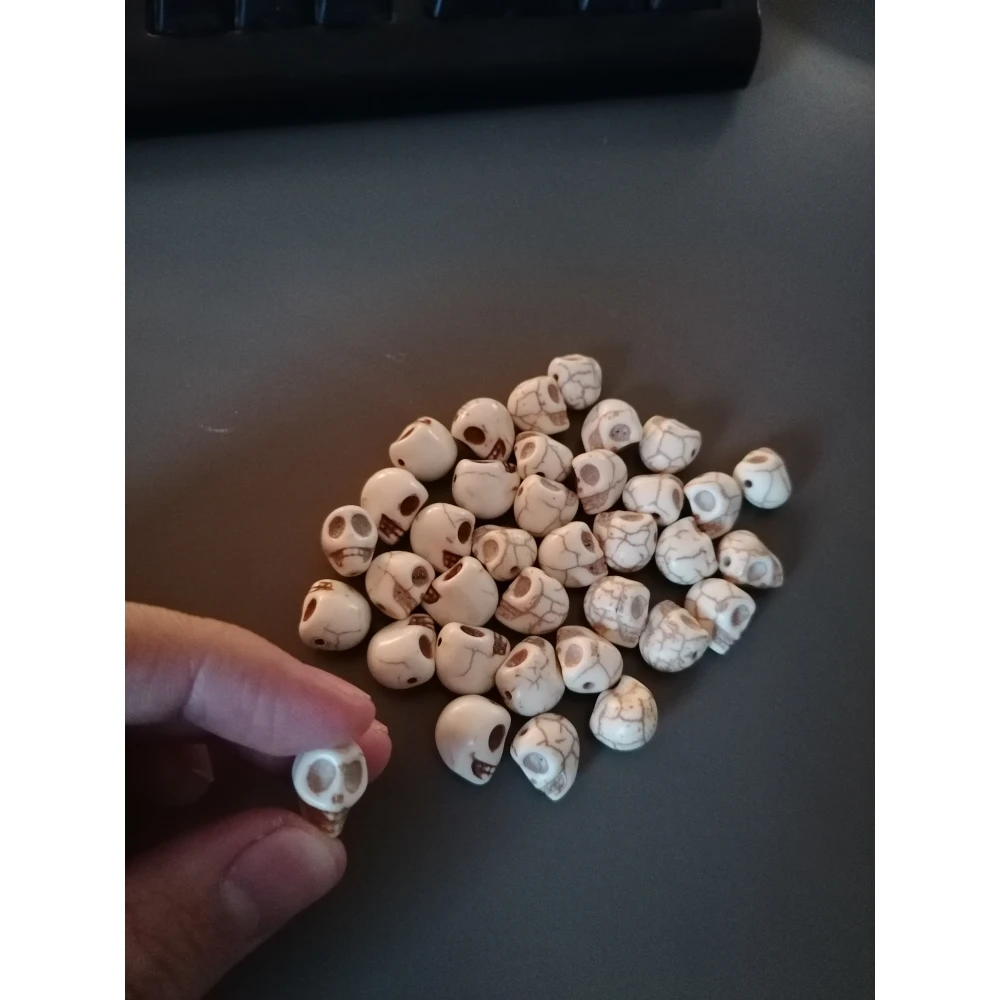 Stone Skull Tokens, small (12 pcs)