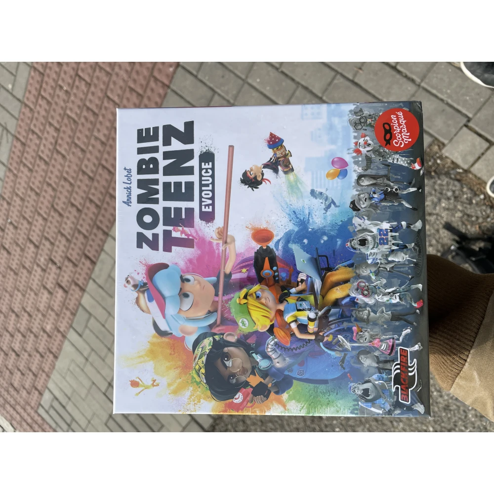 Zombie Teenz: Evoluce