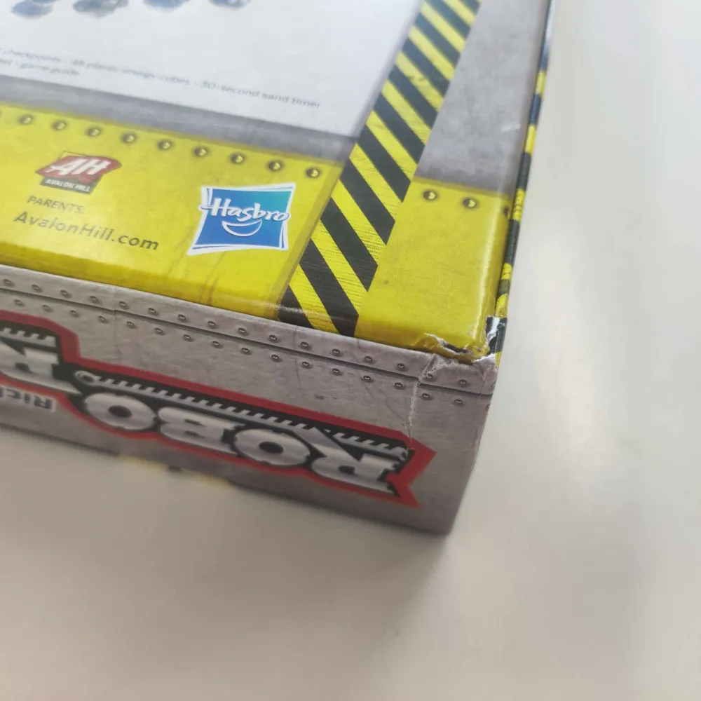 Robo Rally - damaged packaging