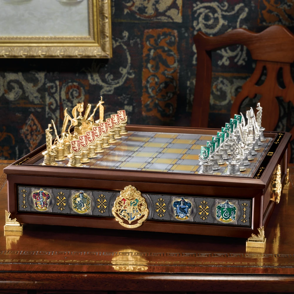 Harry Potter Quidditch Chess Set