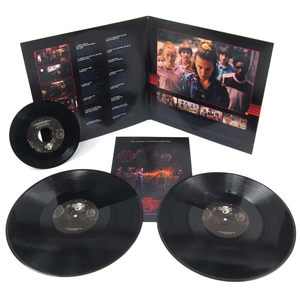 Stranger Things 3 Soundtrack (2 LP + bonus)