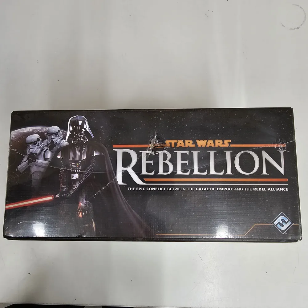 Star Wars: Rebellion - damaged packaging