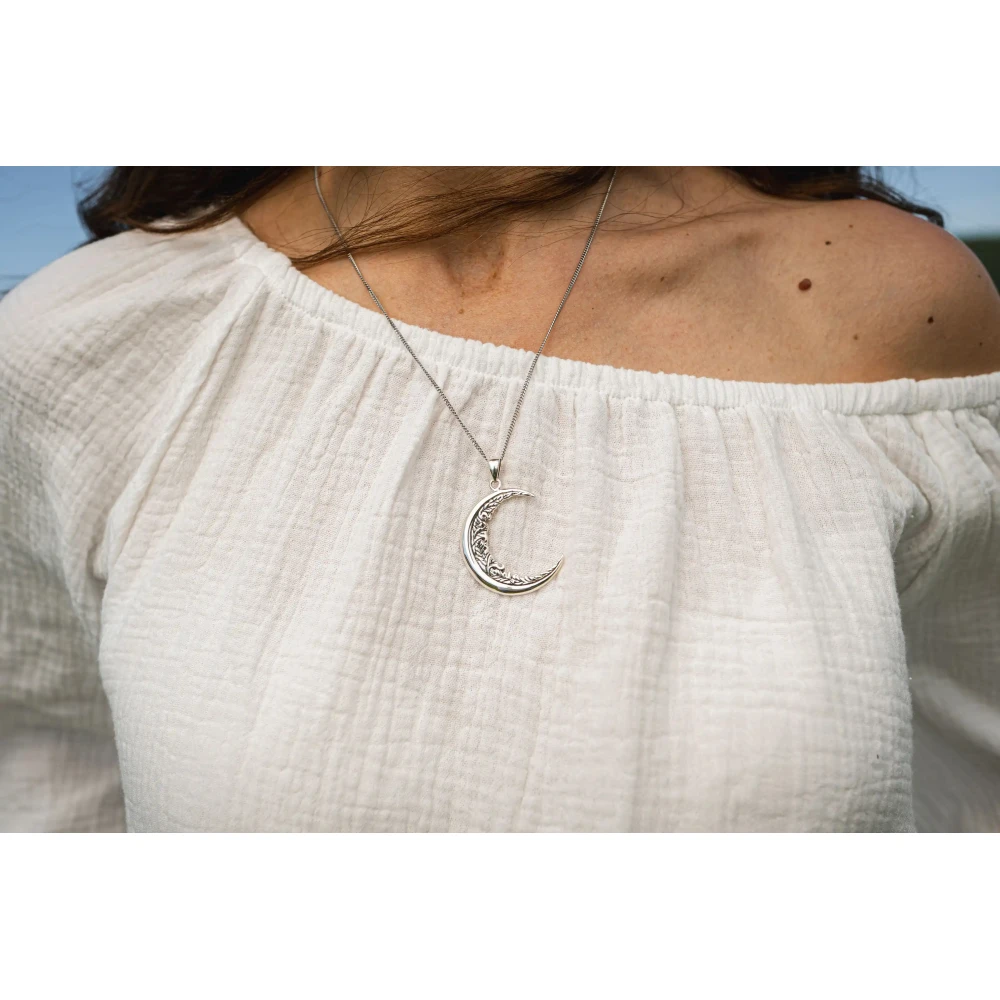 Druidic Oak Moon Silver Pendant (Ag 925)