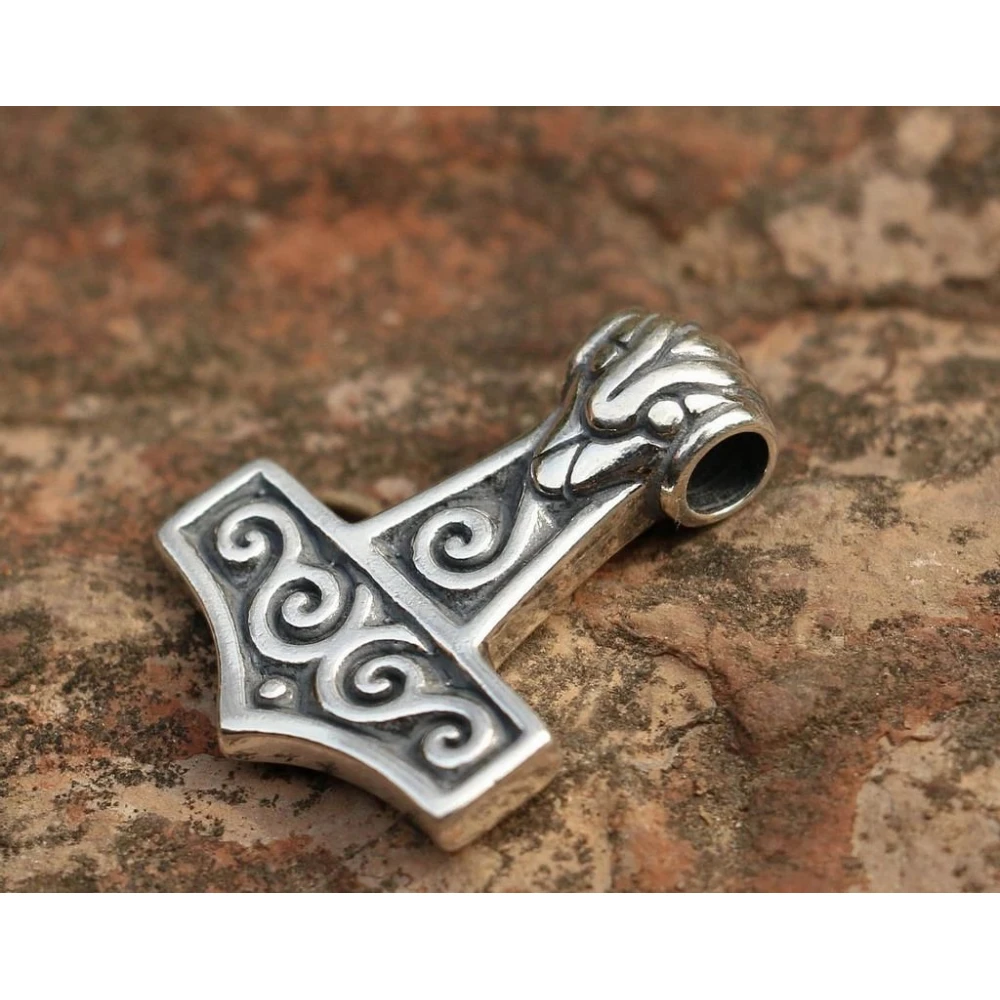 Silberner Anhänger Thors Hammer mit Spiralen (Ag 925)