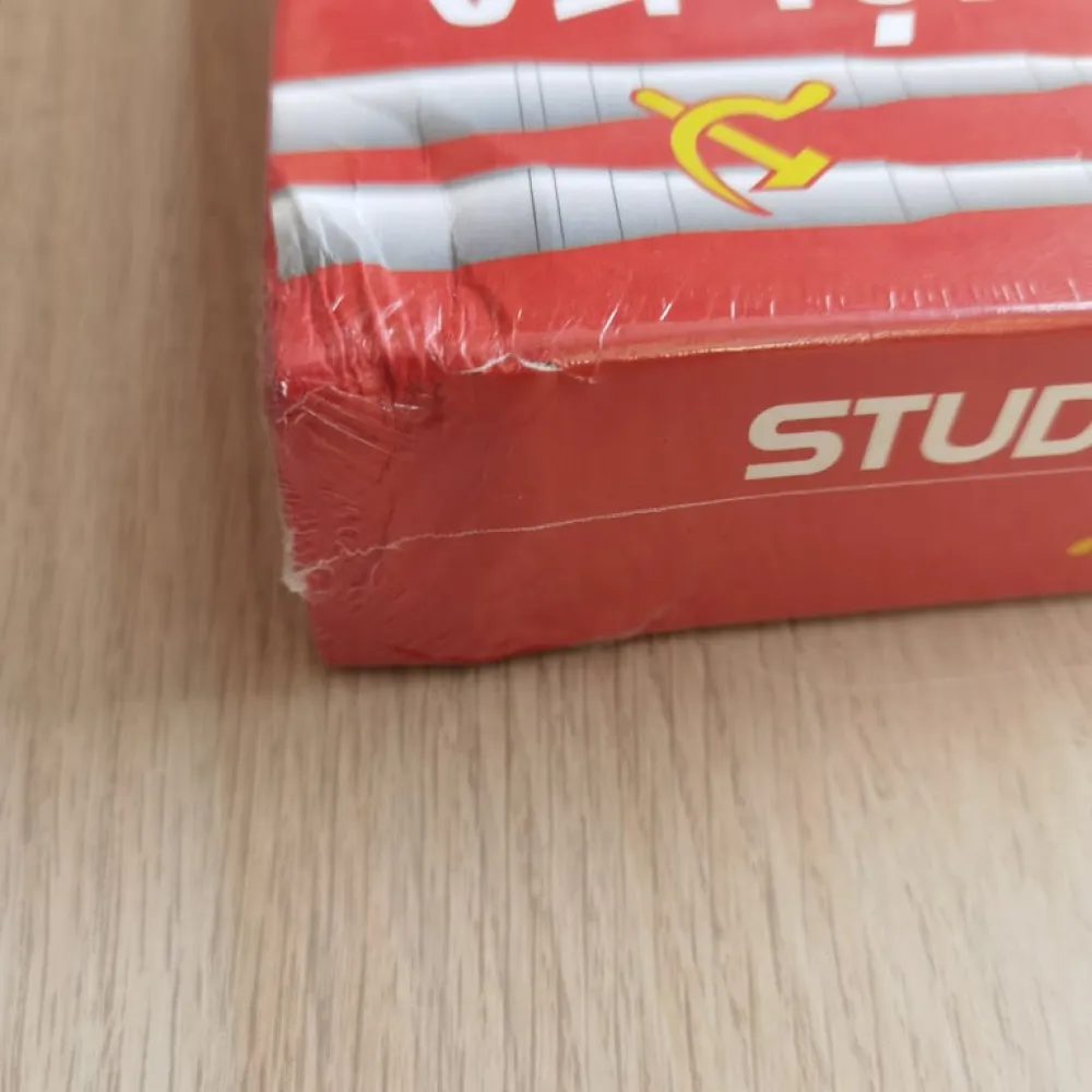 Studená válka - poškozený obal