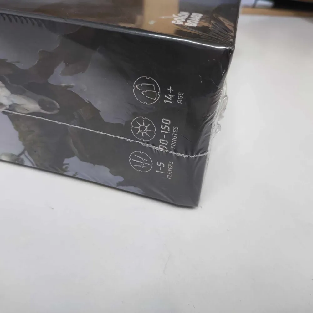 The Witcher: Old World - damaged packaging