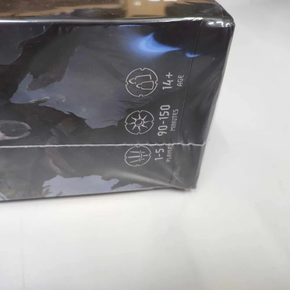 The Witcher: Old World - damaged packaging
