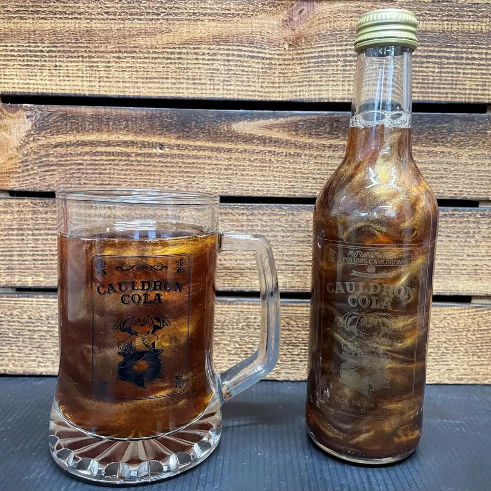 Třpytivá limonáda Potions Cauldron - Chrličova cola