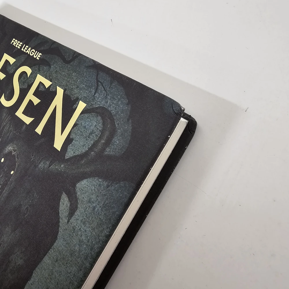 Vaesen - Nordic Horror RPG Corebook - poškozeno