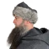 Woolen hat with fur - pointed