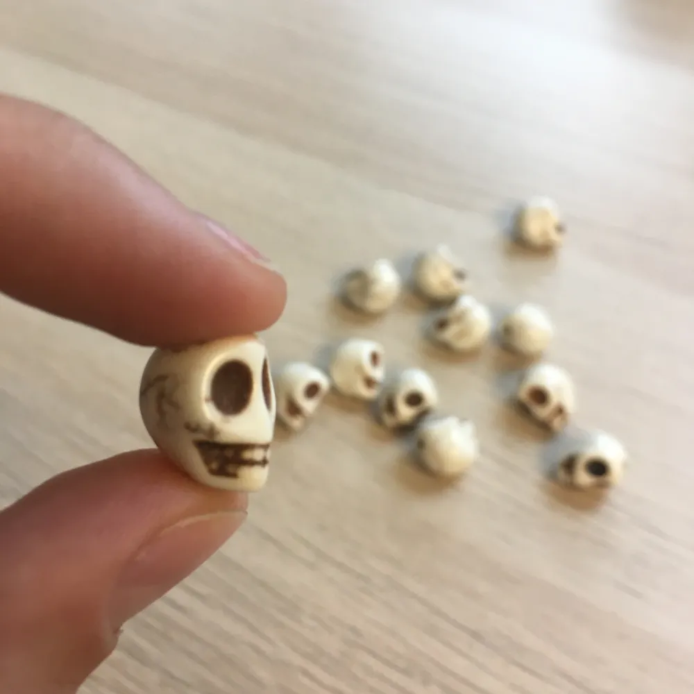 Stone Skull Tokens, small (12 pcs)