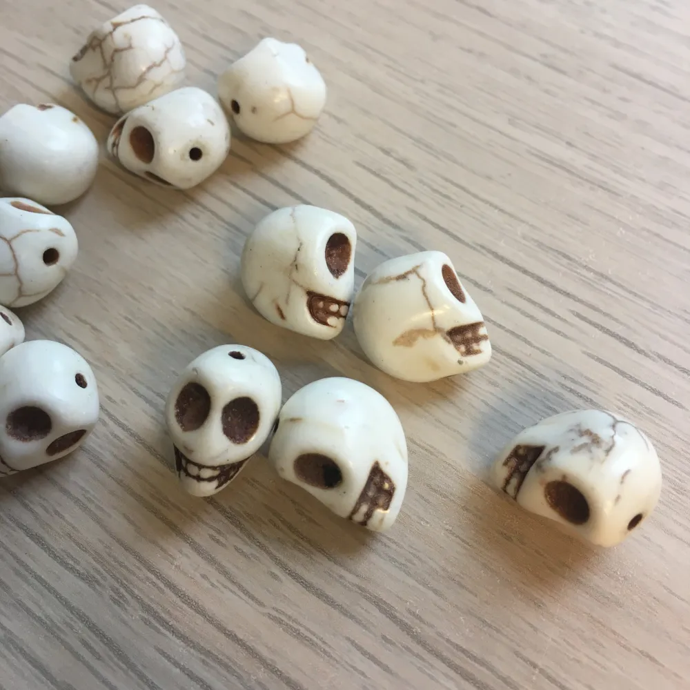 Stone Skull Tokens, small (12 pcs)